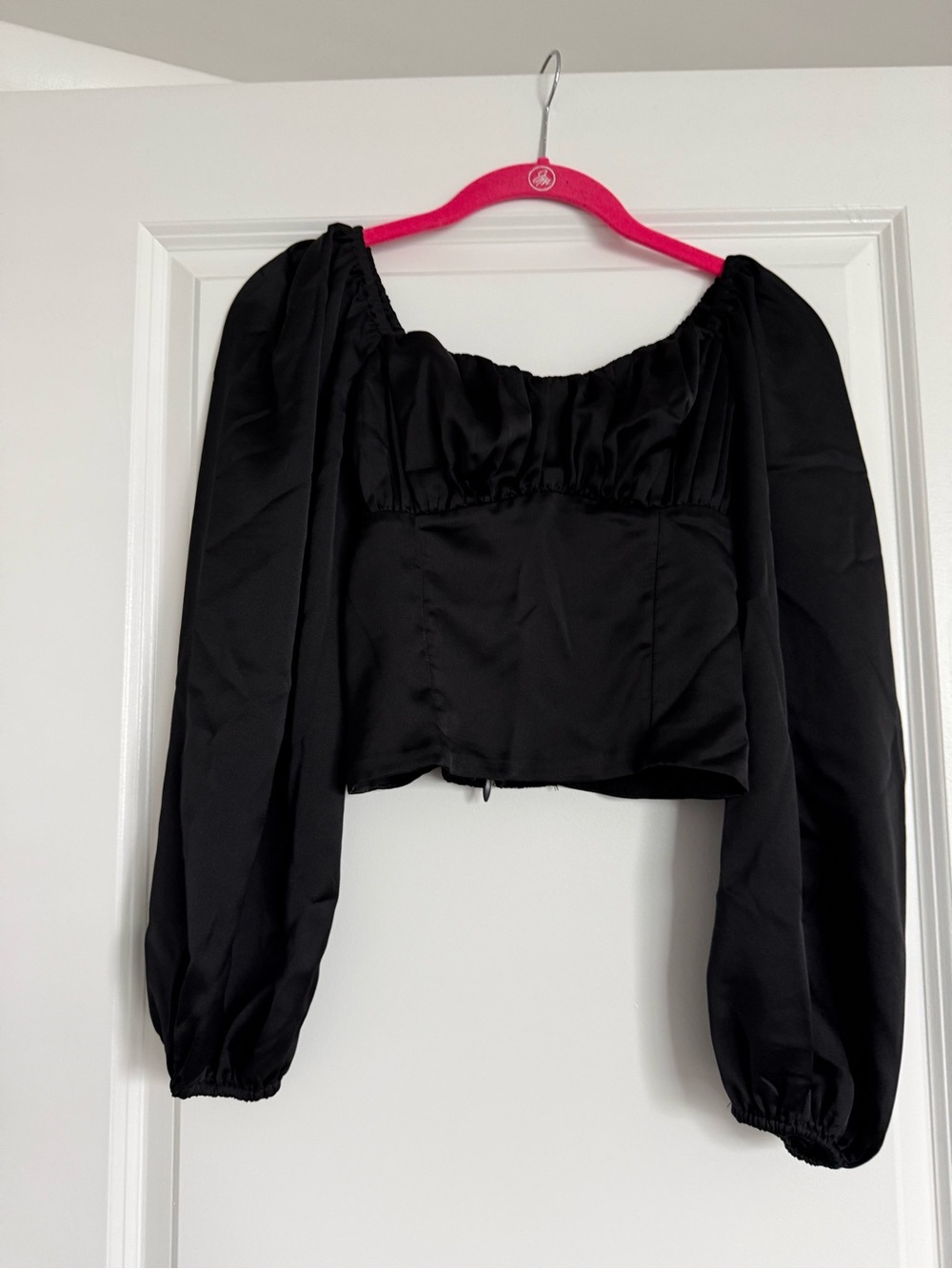 Abercrombie & Fitch Black Long-Sleeve Square Neck Crop Top